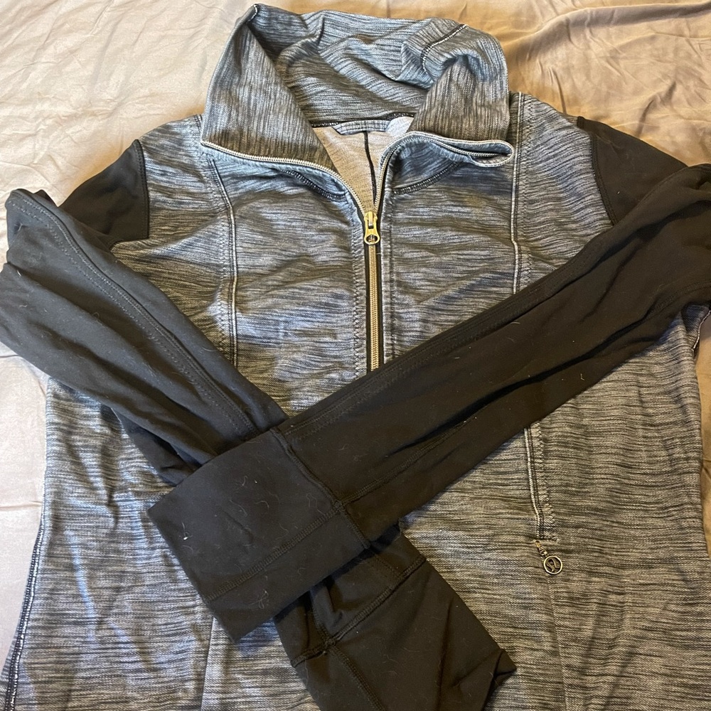 lululemon zip up